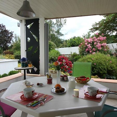 Jardin De Marceau Bed & Breakfast Blasimon Eksteriør bilde